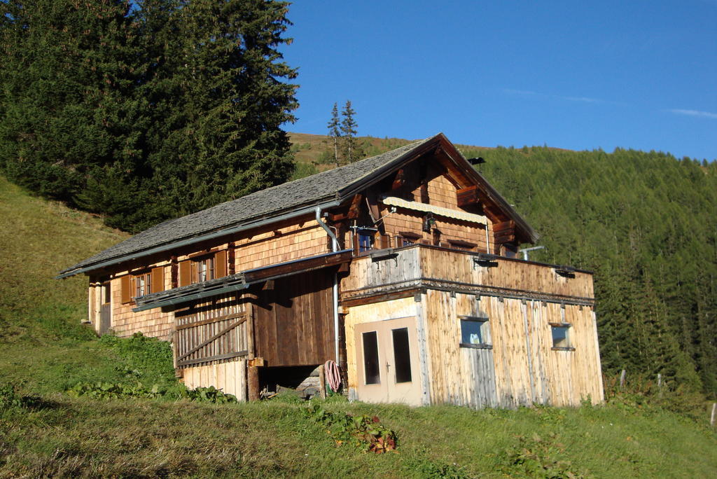 Turner-Huette Villa Heiligenblut Rum bild